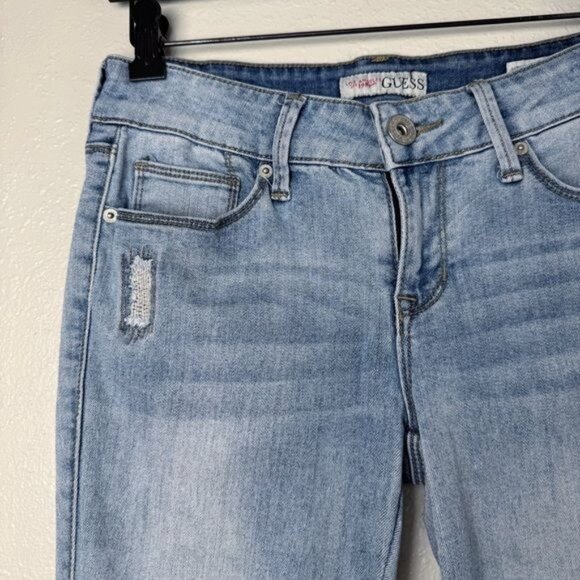 Guess Sienna curvy fit medium rise curvy skinny distressed jeans 27 - Picture 3 of 13